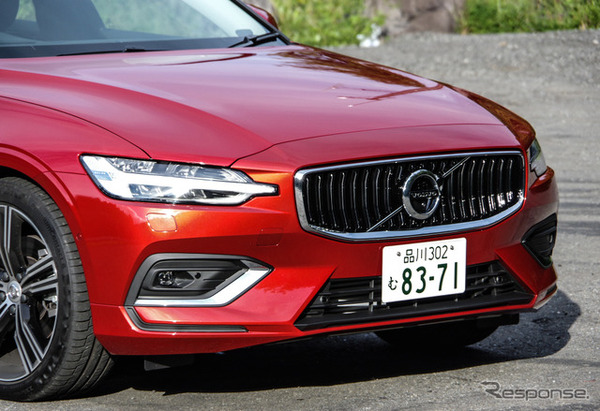 ボルボ S60 T5 Inscription