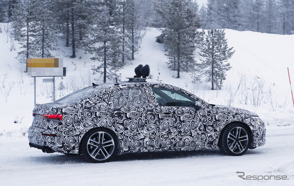アウディ S3セダン 次期型プロトタイプ　スクープ写真