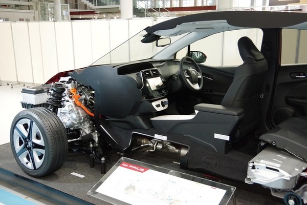 トヨタ プリウス 新型