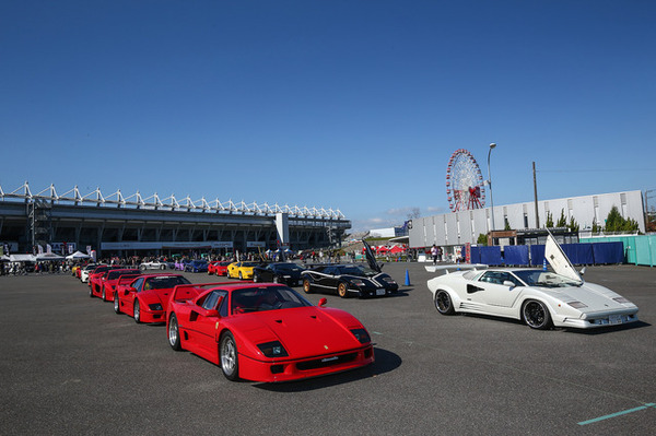 鈴鹿サーキットで開催された「見れる！聞ける！乗れる！スーパーカーコレクション」
