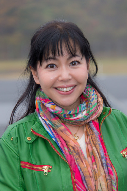 竹岡圭氏