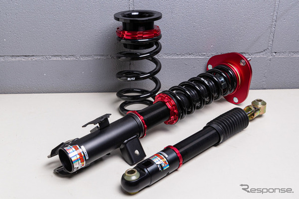 「BLITZ DAMPER ZZ-R」はブリッツのフルタップ式（※全高調整式）車高調整式サスペンション。32段の減衰力調整機構を採用し、幅広い減衰力調整が可能。あらゆる走行シーンに対応できる