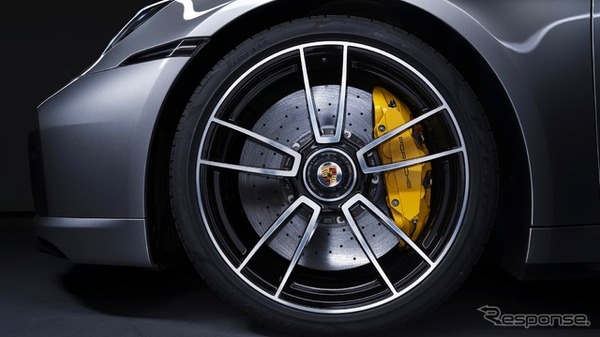 ポルシェ 911 ターボ S 新型