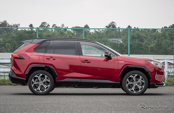 トヨタ RAV4 PHV BLACK TONE（プロトタイプ）