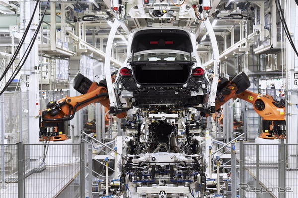 BMWのドイツ・ディンゴルフィンク工場で生産が開始された5シリーズ改良新型