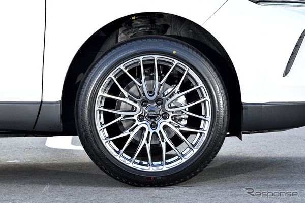 モデル名：レイズ HOMURA 2X10BD／推奨サイズ：20×8.5ＪInset38 5H-114.3／カラー：ダイヤモンドミラーカット／タイヤサイズ：245/45R20