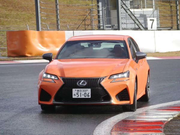 レクサス GS F