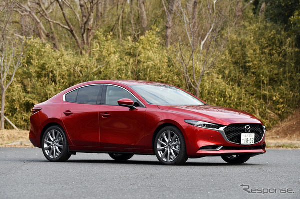 マツダ3 SKYACTIV-D 新型（セダン プロアクティブツーリングセレクション 6AT）