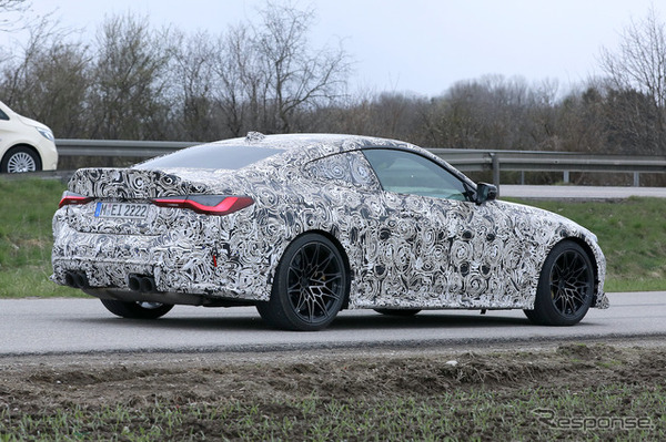 BMW M4 CSL 市販型プロトタイプ（スクープ写真）