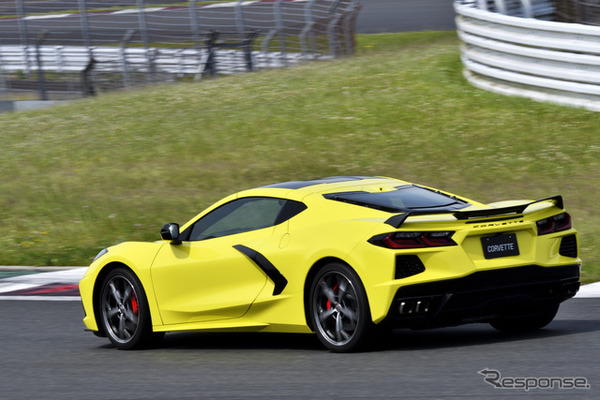 シボレー コルベット 新型（クーペ 3LT）