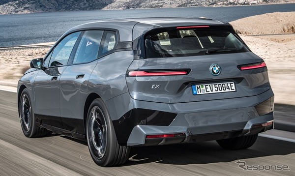 BMW iX の「xDrive50」