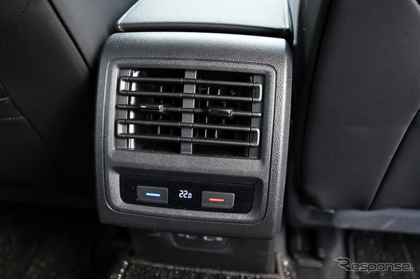 VW ゴルフ 新型（eTSI R-Line）