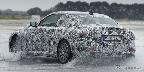 BMW 2シリーズ・クーペ 次期型のプロトタイプ