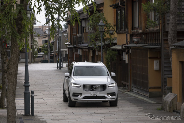 ボルボ XC90 リチャージ T8（XC90 Recharge Plug-in Hybrid T8 AWD Inscription）