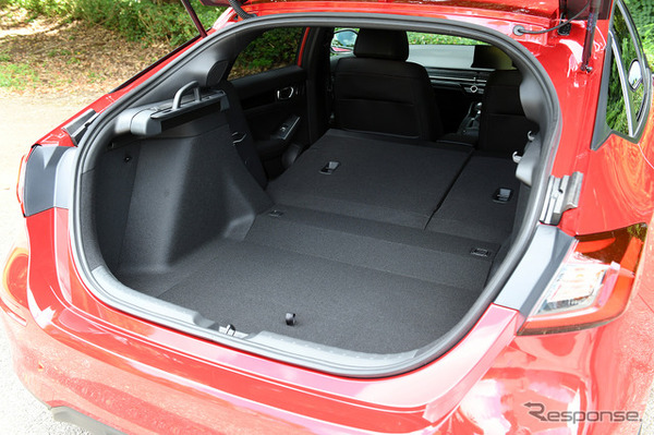 ホンダ シビック 新型（LX・6MT）