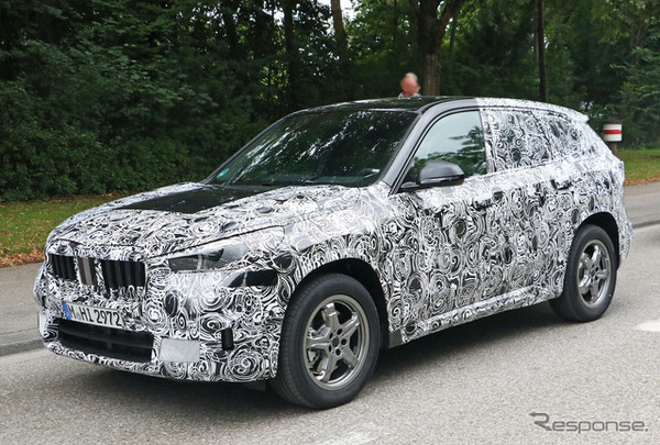 BMW X1 次期型プロトタイプ（スクープ写真）