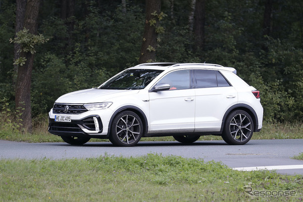 VW T-Roc R 改良新型プロトタイプ（スクープ写真）