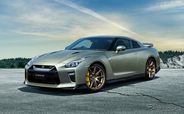 日産 GT-R プレミアムエディション T-スペック（ミレニアムジェイド）