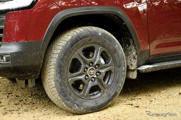 トヨタ ランクル GRスポーツ 試乗　ホイールサイズ　265/65R18