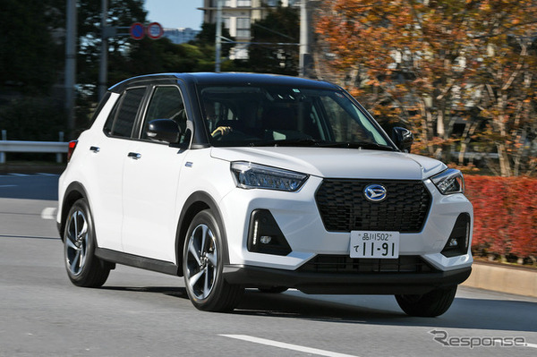 ダイハツ ロッキー e-SMART HYBRID