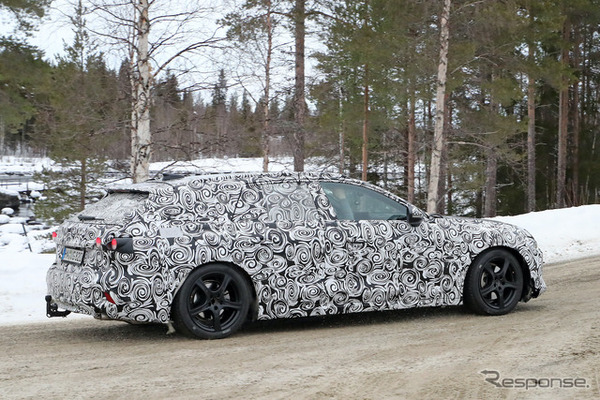 アウディ A4アバント 次期型プロトタイプ（スクープ写真）