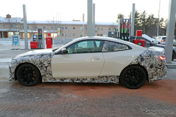 BMW M4 CSL 開発車両（スクープ写真）