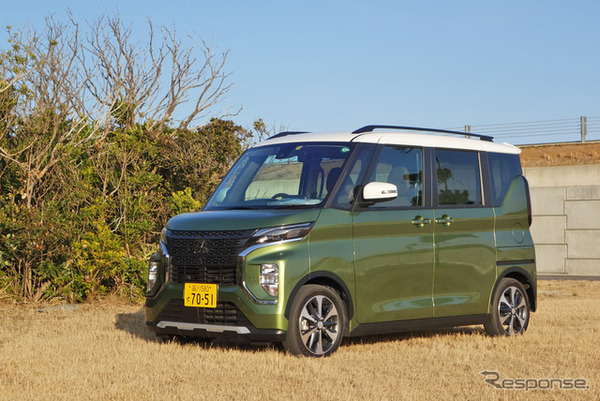 三菱 eKクロス スペースのフロントビュー。日産ルークスと兄弟関係にある。