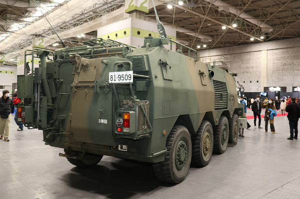 自衛隊　NBC偵察車