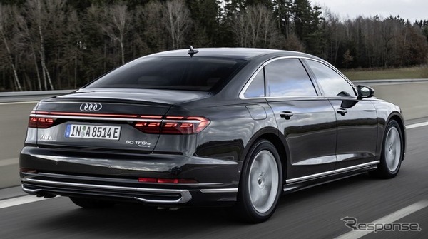アウディ A8 60 TFSI e クワトロ 改良新型