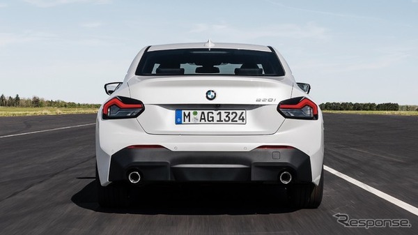BMW 2シリーズクーペ：220i