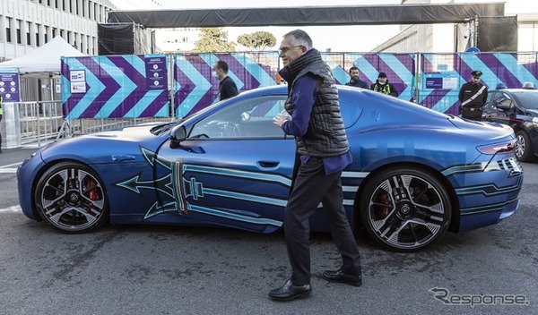 マセラティ・グラントゥーリズモ 次期型のEVプロトタイプに試乗するステランティスのカルロス・タバレスCEO