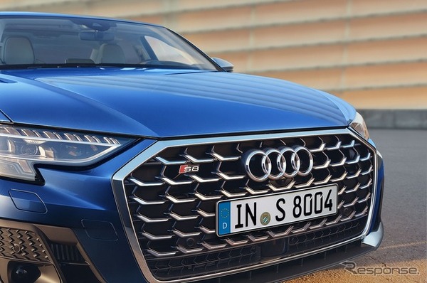 アウディ S8 改良新型