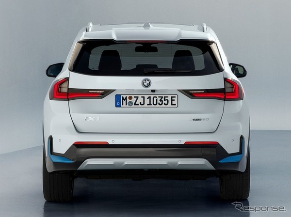 BMW iX1