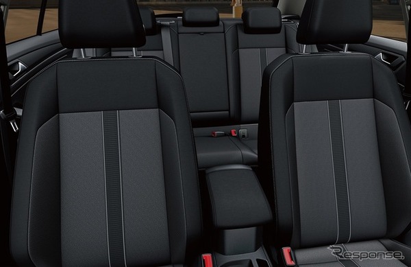 VW Tロック TSI アクティブ シート（チタンブラック/セラミック）