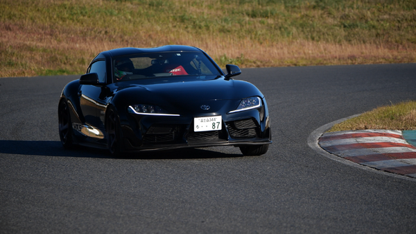GRスープラ走行イメージ