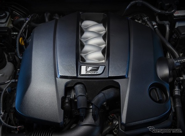 V型8気筒5.0Lエンジン