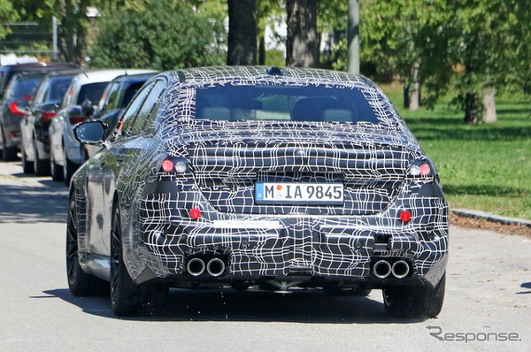 BMW M5 次期型プロトタイプ（スクープ写真）