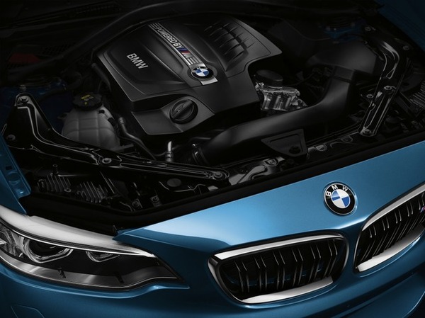 BMW M2クーペ