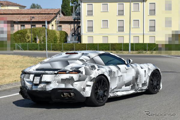 フェラーリ 812スーパーファスト 後継モデル（スクープ写真）