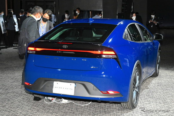 トヨタ・プリウスHEV