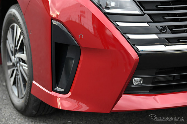 日産 セレナ LUXION e-POWER