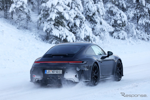 ポルシェ『911 GT3ツーリング』改良新型プロトタイプ