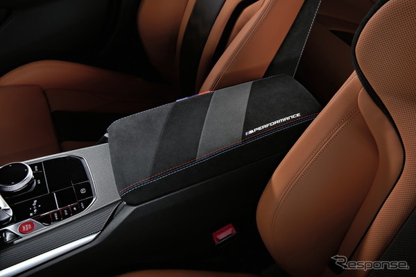 BMW M3 ツーリング の「Mパフォーマンスパーツ」装着車