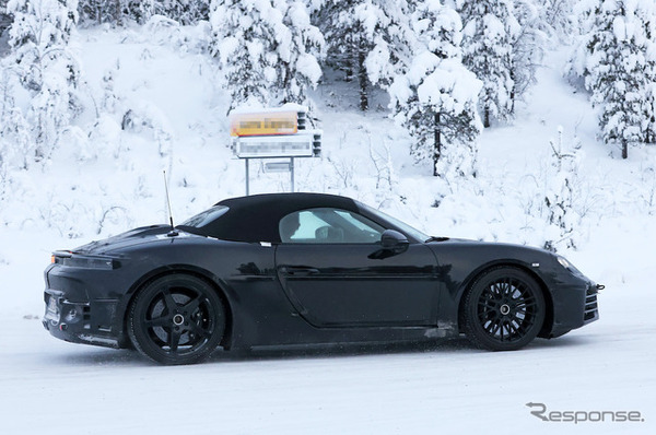 ポルシェ ボクスター 次期型EVプロトタイプ（スクープ写真）