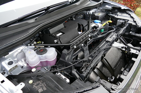 アウディQ4 Sportback 40 e-tron advanced