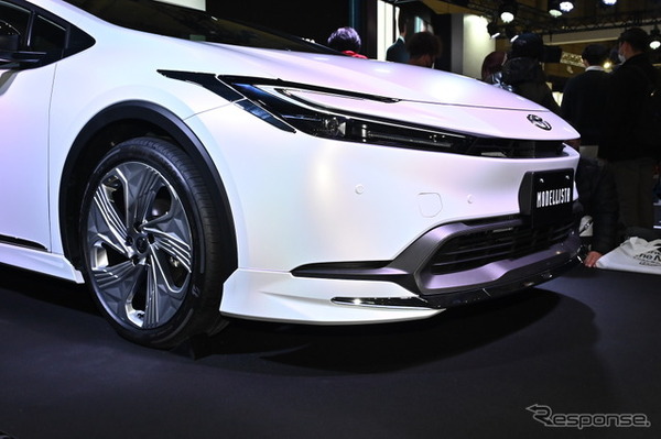 プリウス モデリスタ ELEGANT ICE STYLE（東京オートサロン2023）