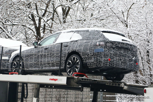 BMW i5ツーリング プロトタイプ（スクープ写真）