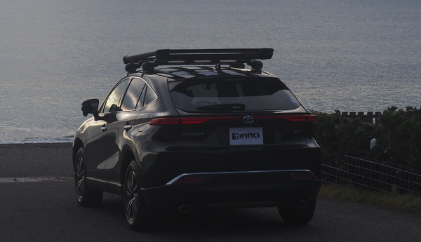 ハリアー、RAV4、ランドクルーザー、アルファード、エルグランドなどの大きめSUVやミニバンにもジャストフィットなルーフラック「INNO エアロラック120」が新発売