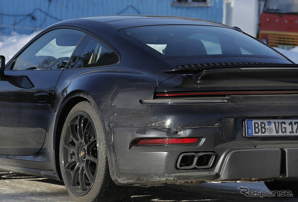 ポルシェ 911ターボ 改良新型プロトタイプ（スクープ写真）