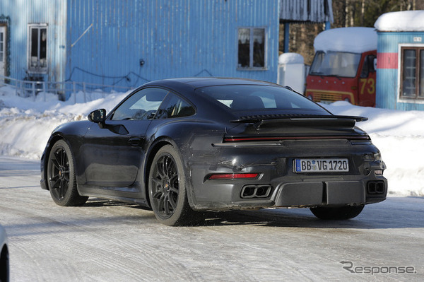 ポルシェ 911ターボ 改良新型プロトタイプ（スクープ写真）